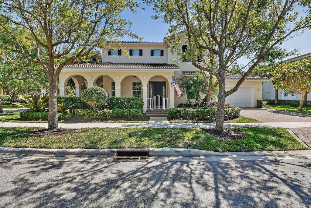 Photo of 1106 Wilshire Drive, Jupiter, FL 33458 (MLS # B26006920)