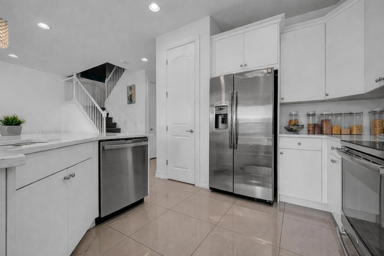 10030 Akenside Drive 10030