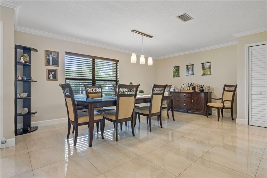 PINE TREE ESTATES - Residential