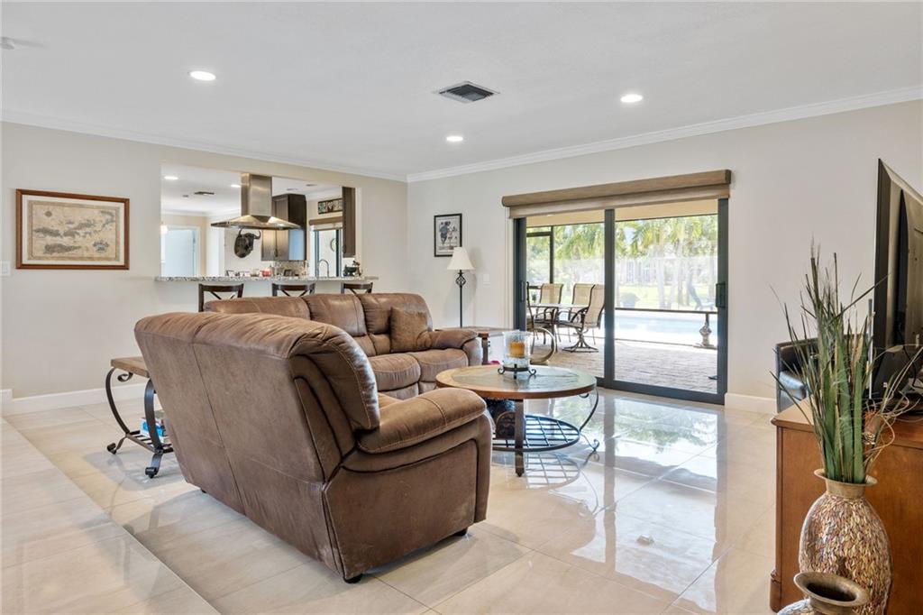 PINE TREE ESTATES - Residential