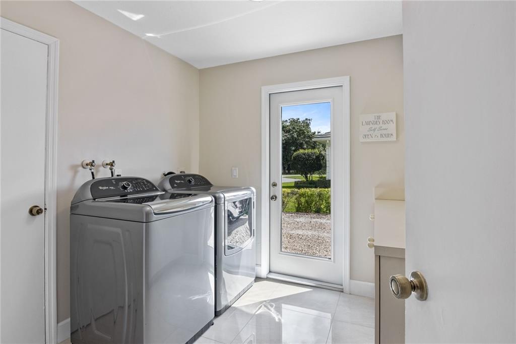 PINE TREE ESTATES - Residential