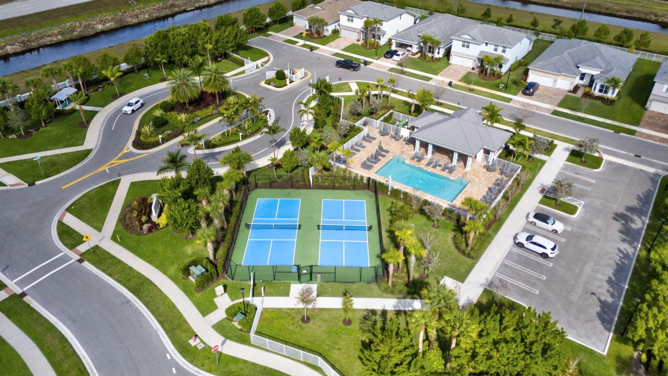 WINDSONG ESTATES - Residential