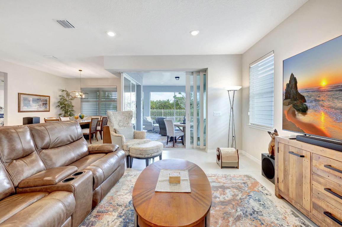 WINDSONG ESTATES - Residential