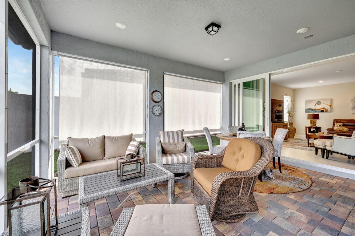 WINDSONG ESTATES - Residential