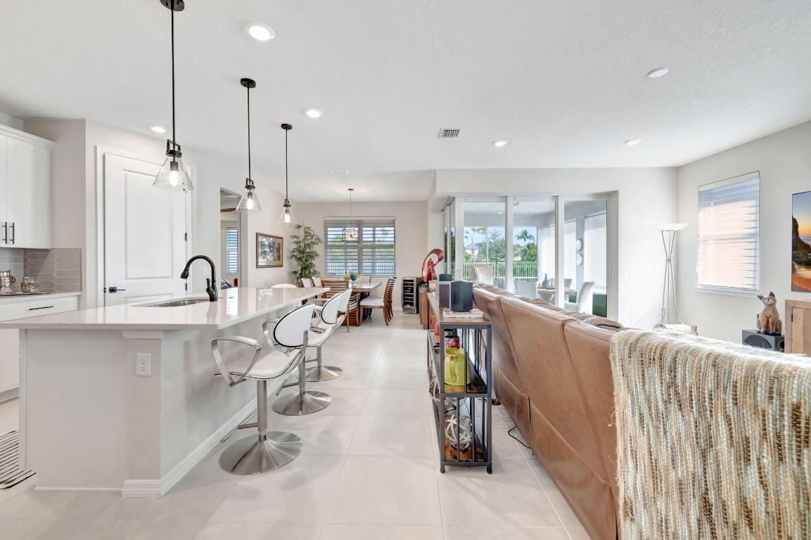 WINDSONG ESTATES - Residential