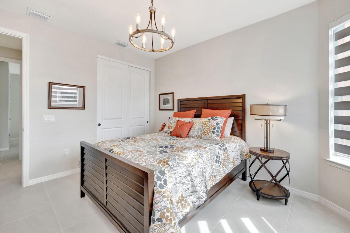 WINDSONG ESTATES - Residential