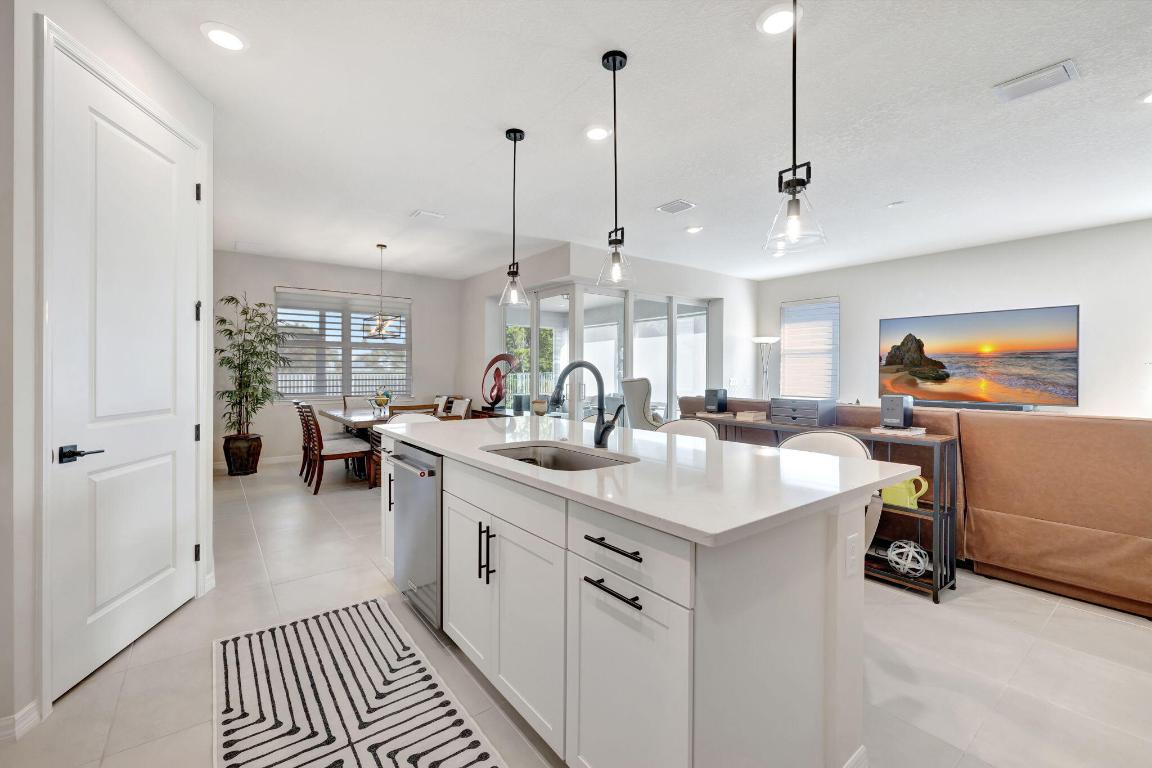 WINDSONG ESTATES - Residential