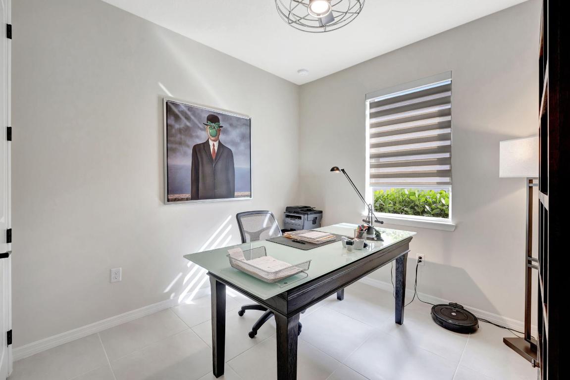 WINDSONG ESTATES - Residential