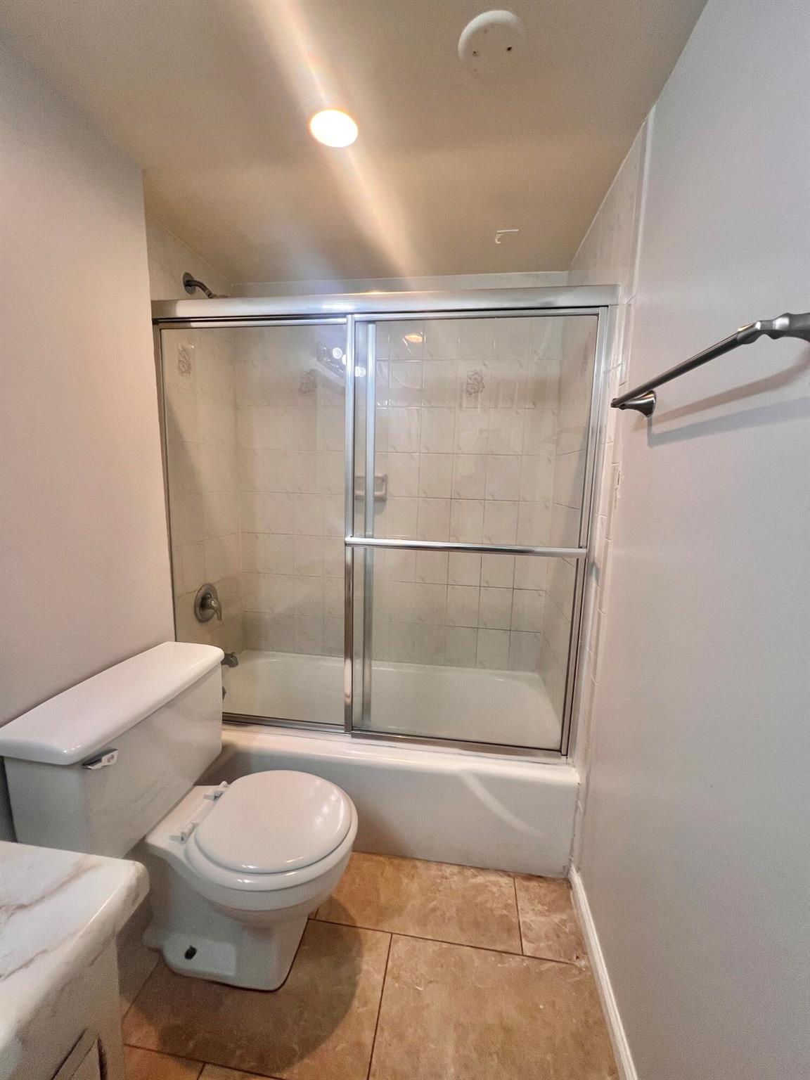 CROSS CREEK CONDO - Residential Lease