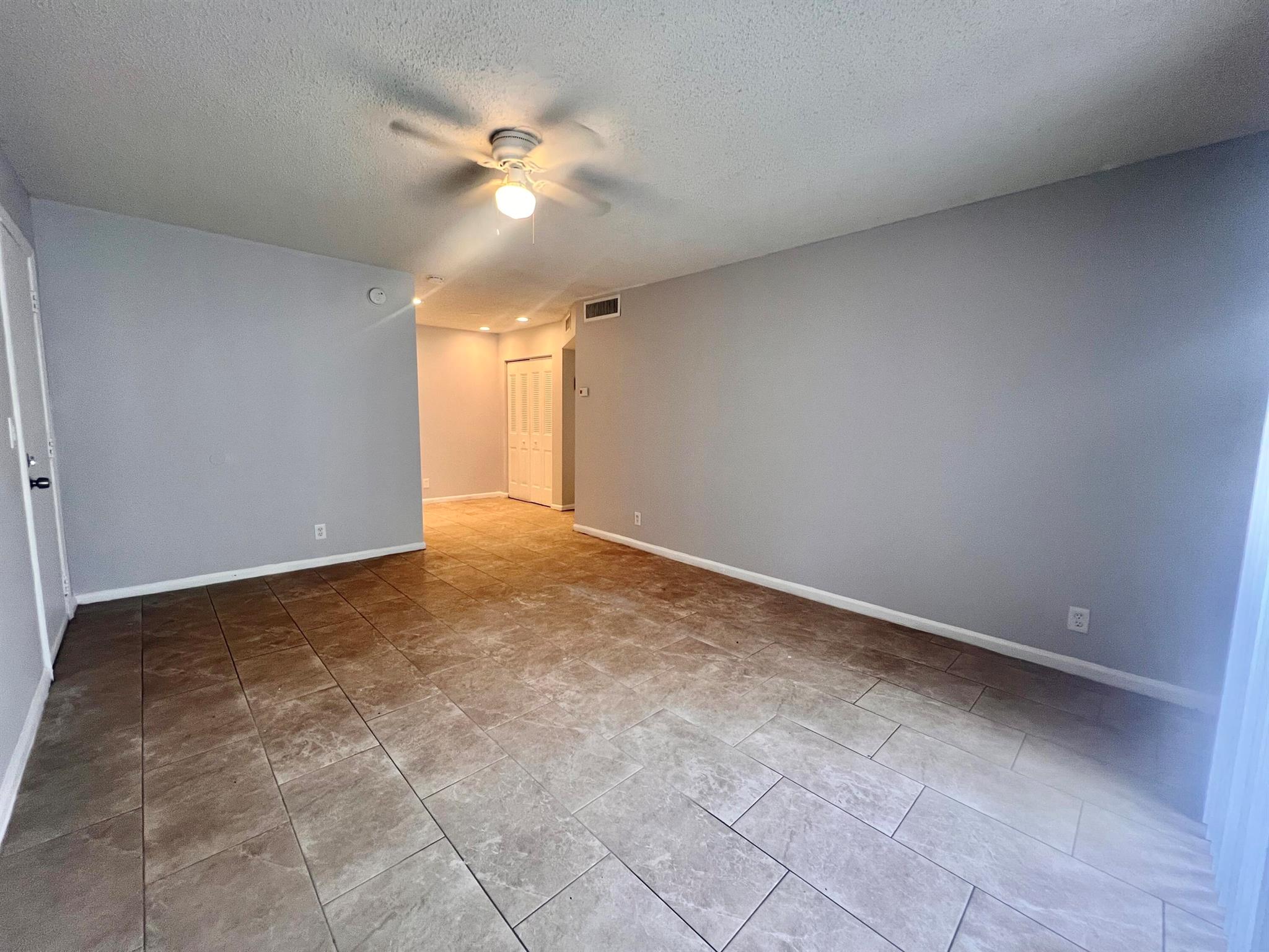 CROSS CREEK CONDO - Residential Lease