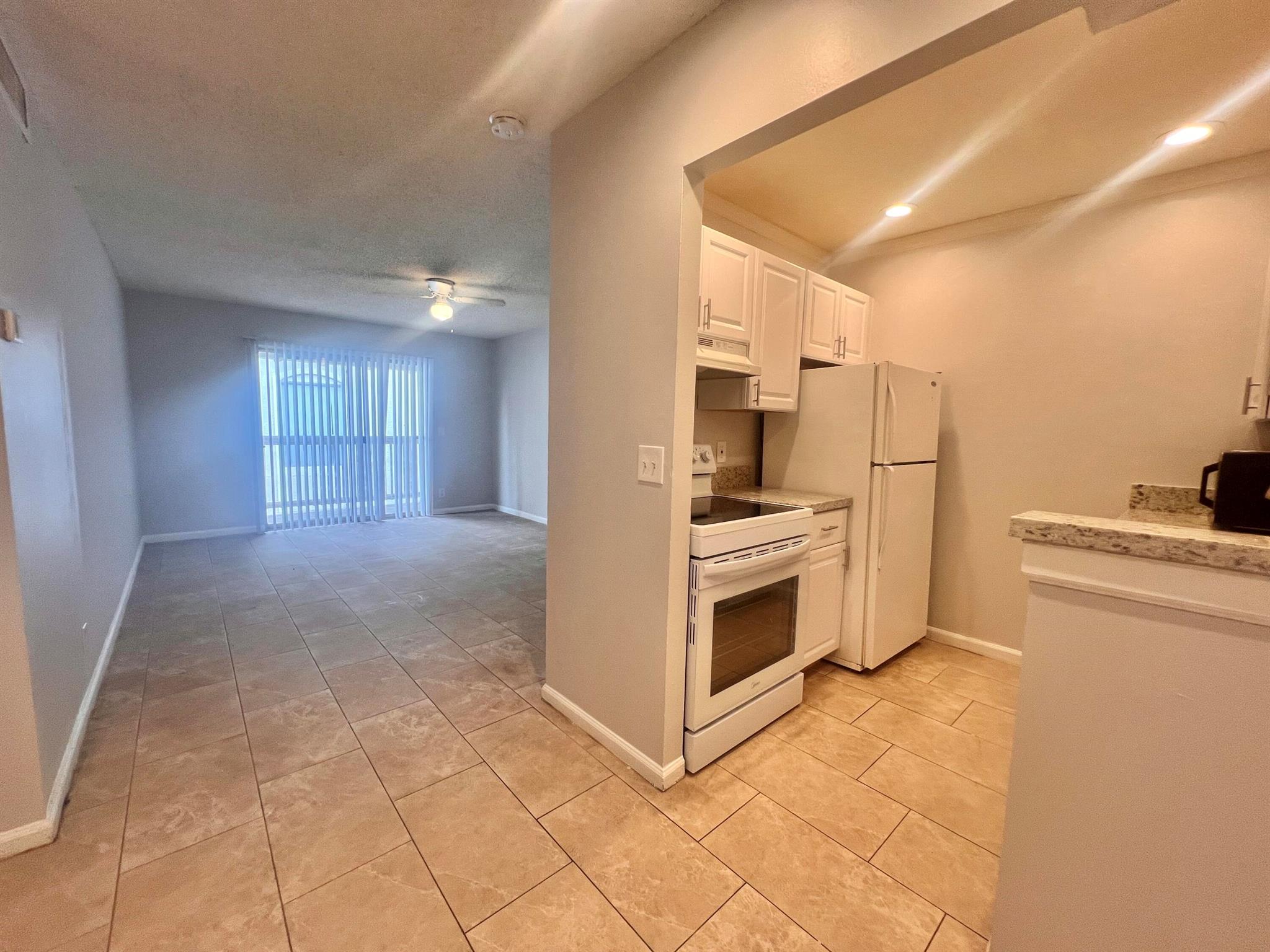 CROSS CREEK CONDO - Residential Lease
