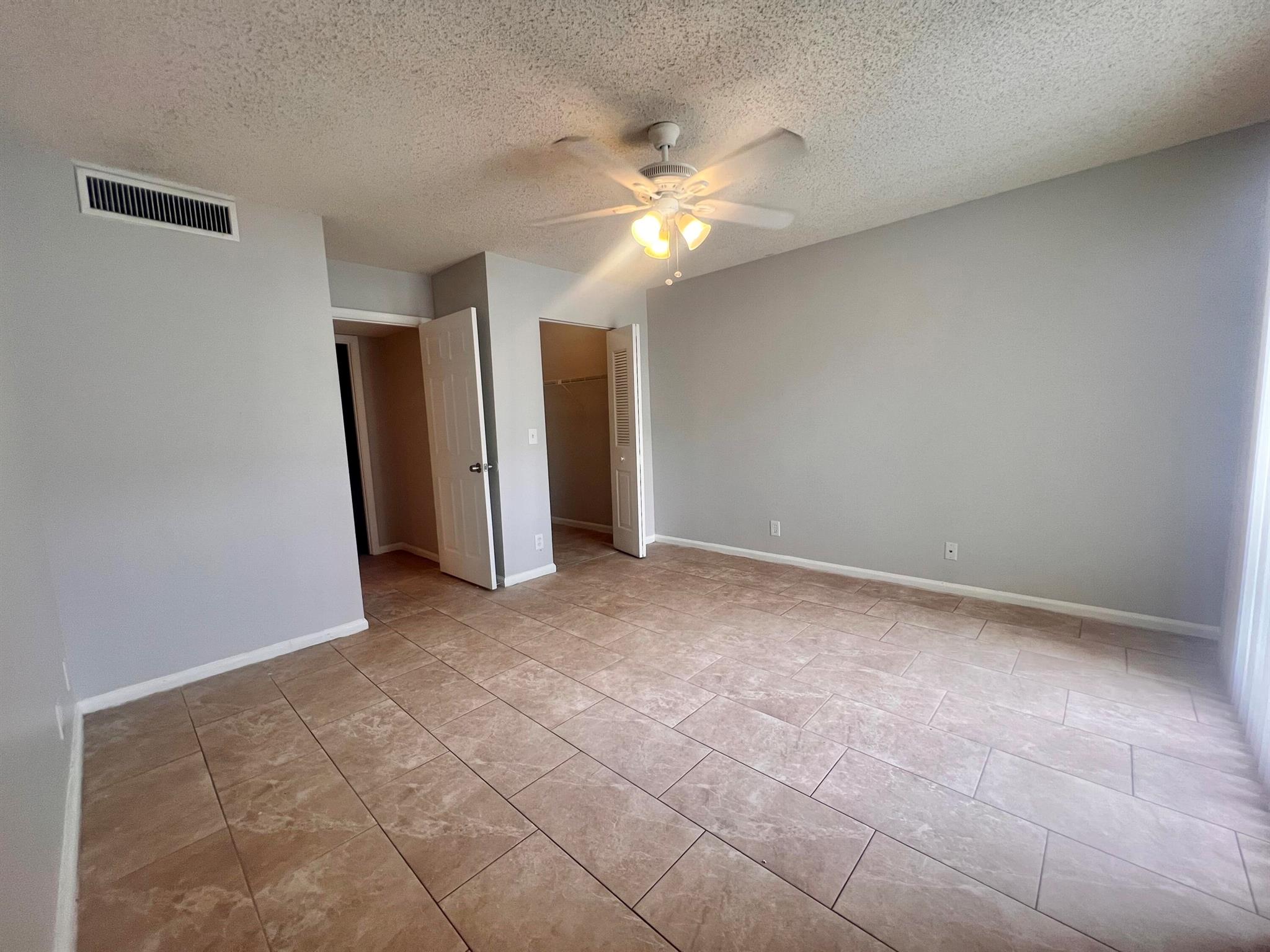 CROSS CREEK CONDO - Residential Lease