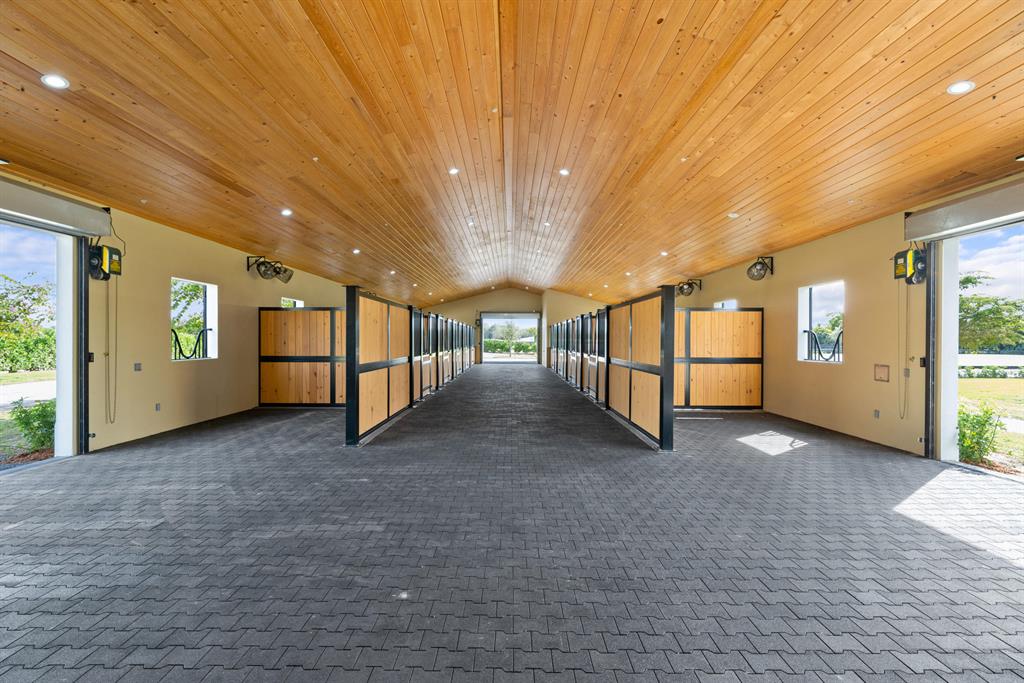 GRAND PRIX VILLAGE SOUTH - Residential