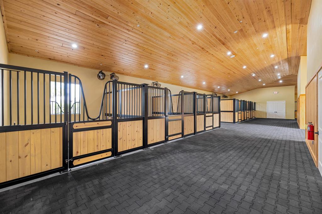 GRAND PRIX VILLAGE SOUTH - Residential