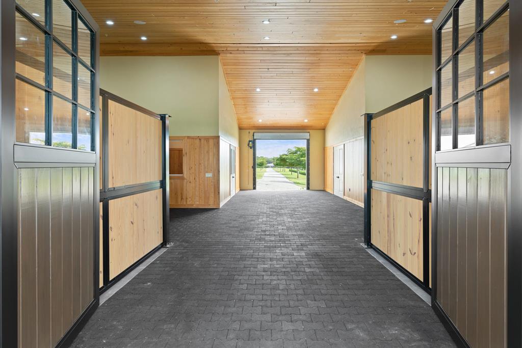 GRAND PRIX VILLAGE SOUTH - Residential