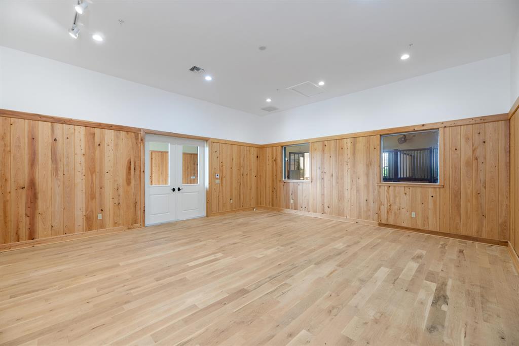 GRAND PRIX VILLAGE SOUTH - Residential