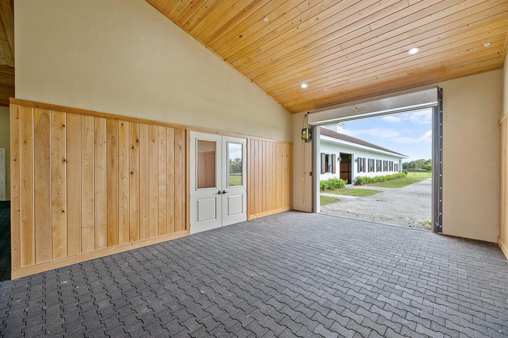 GRAND PRIX VILLAGE SOUTH - Residential