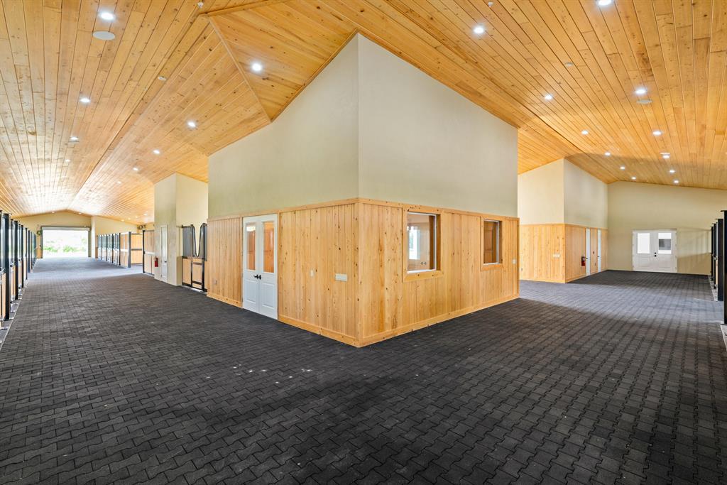 GRAND PRIX VILLAGE SOUTH - Residential