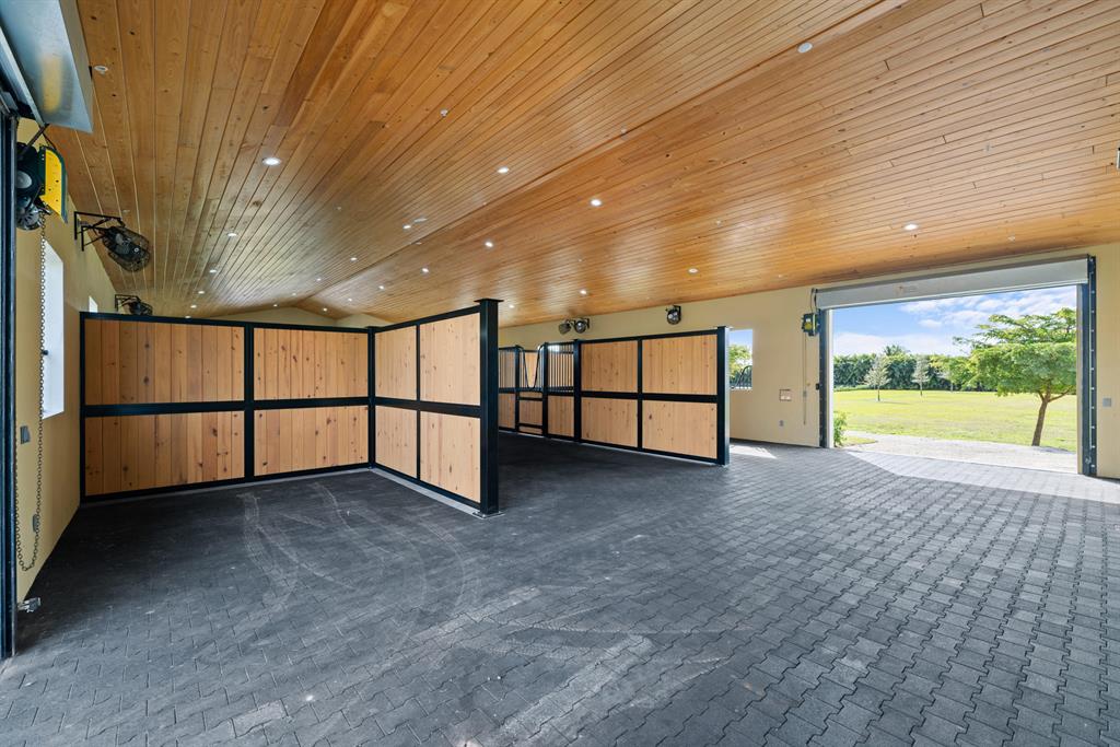 GRAND PRIX VILLAGE SOUTH - Residential