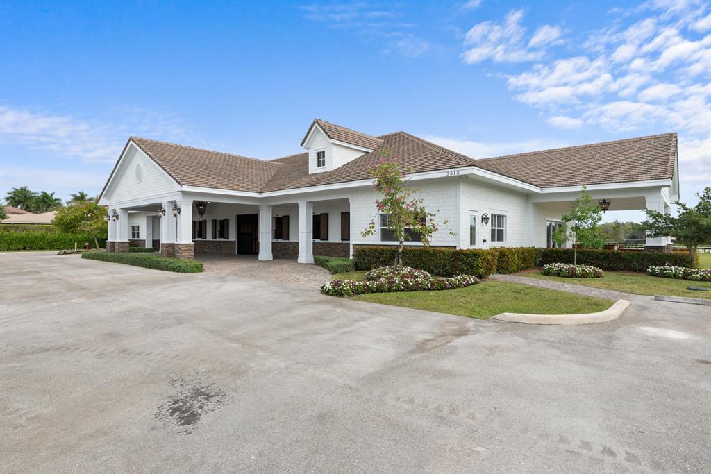 GRAND PRIX VILLAGE SOUTH - Residential