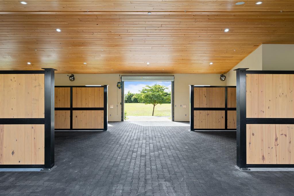 GRAND PRIX VILLAGE SOUTH - Residential