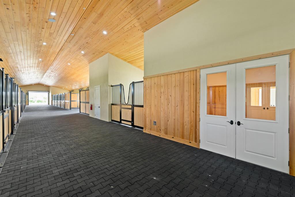 GRAND PRIX VILLAGE SOUTH - Residential