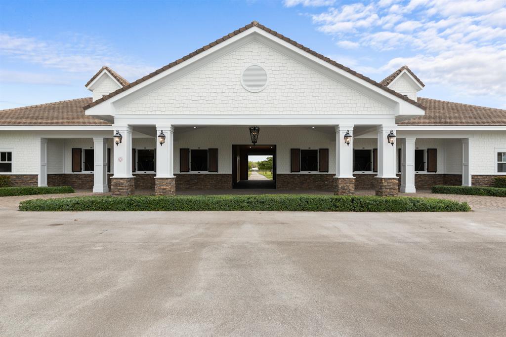 GRAND PRIX VILLAGE SOUTH - Residential