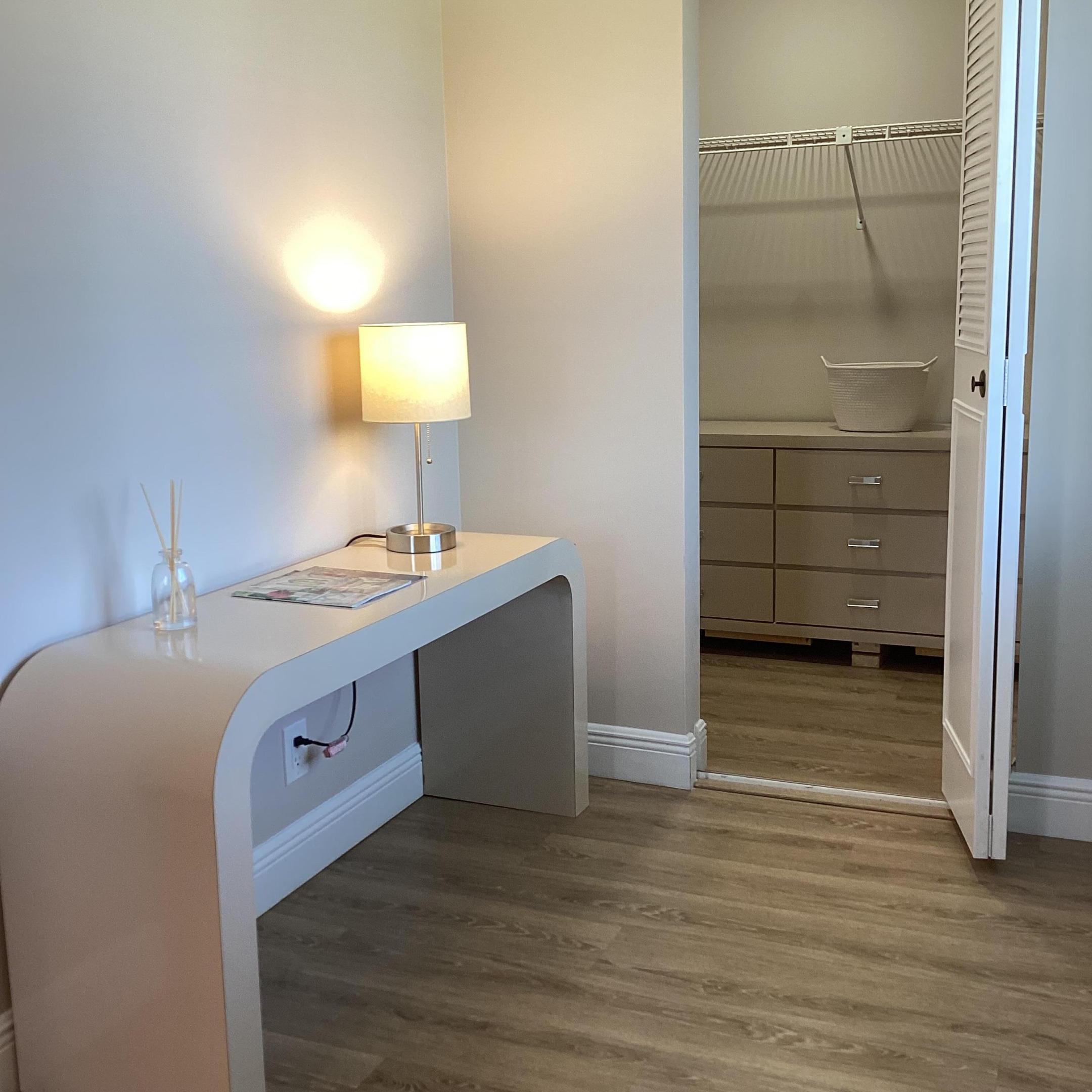 PINE RIDGE SOUTH IV CONDO - Residential