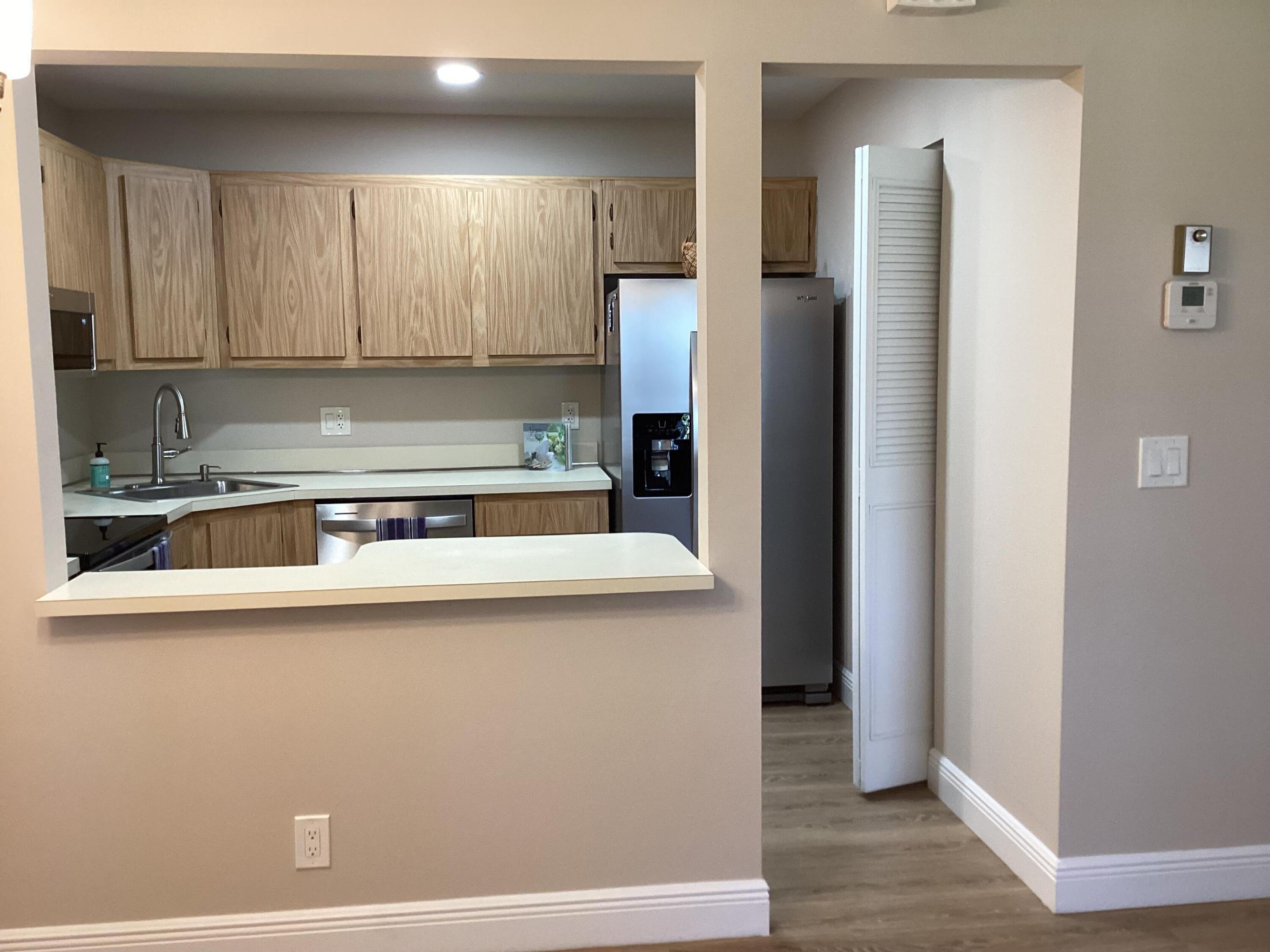 PINE RIDGE SOUTH IV CONDO - Residential
