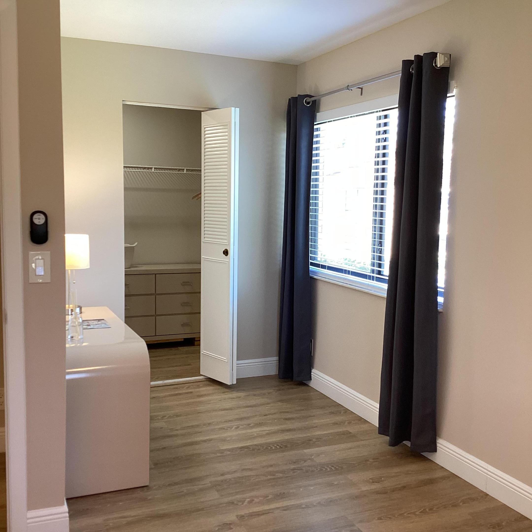 PINE RIDGE SOUTH IV CONDO - Residential