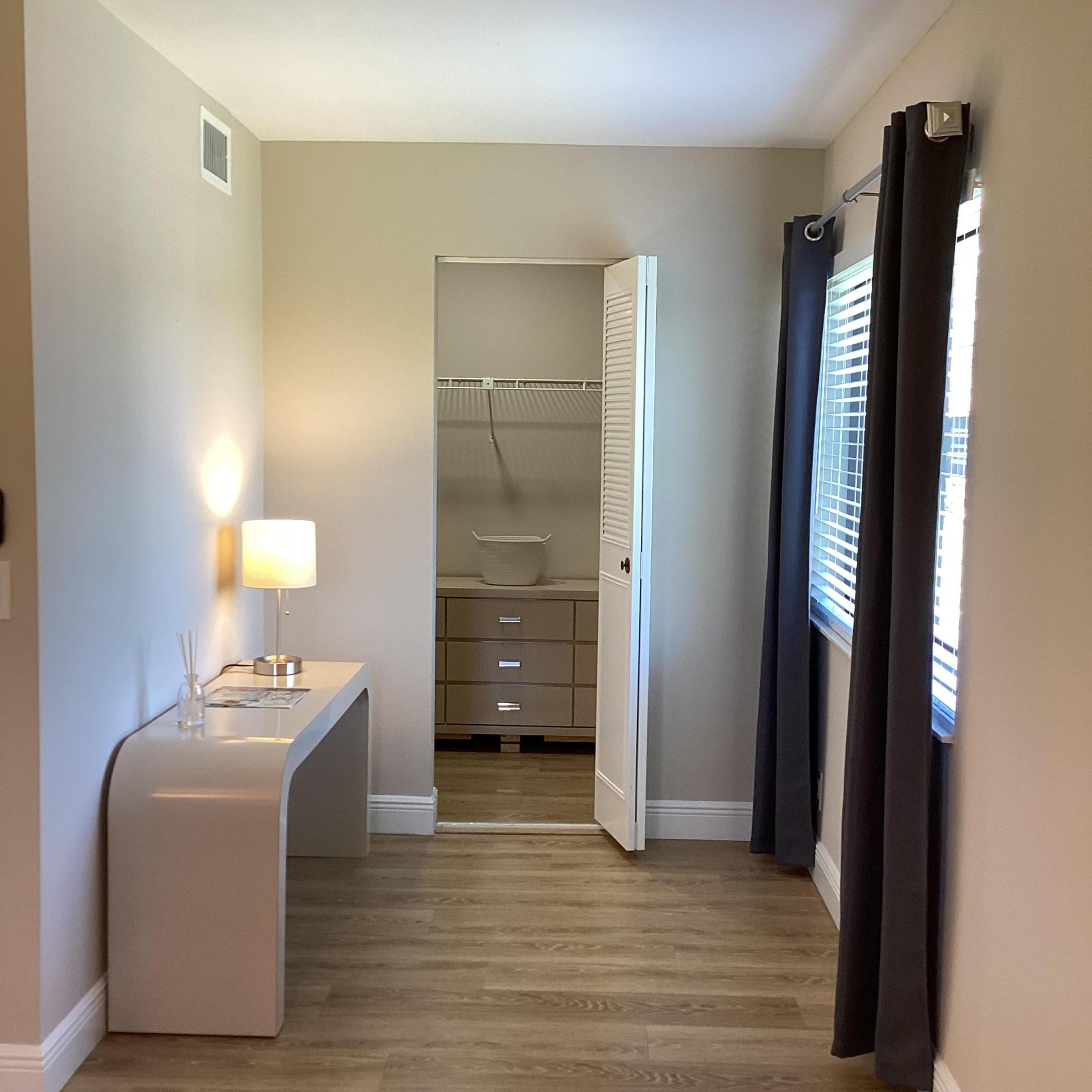 PINE RIDGE SOUTH IV CONDO - Residential