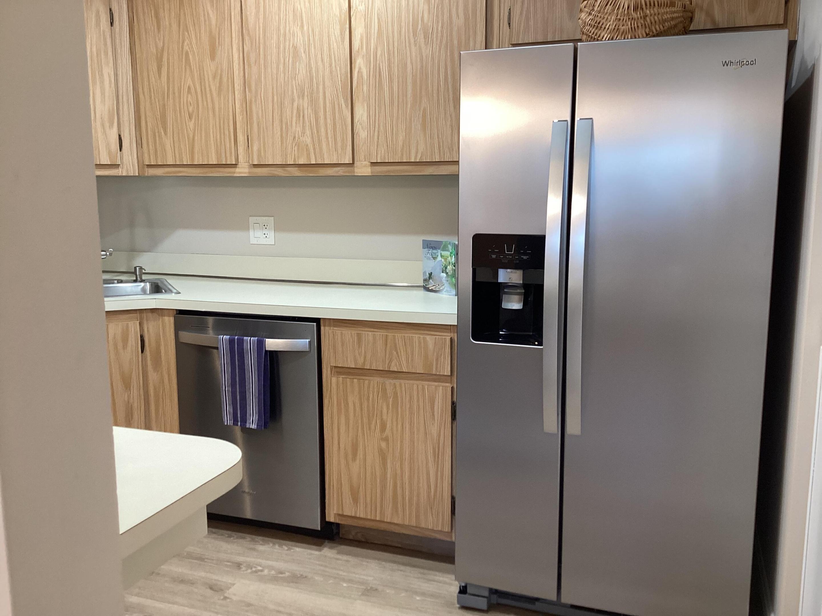 PINE RIDGE SOUTH IV CONDO - Residential