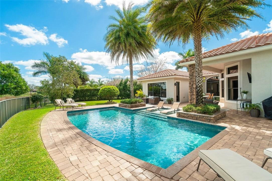 Parkland Golf & Country C - Residential