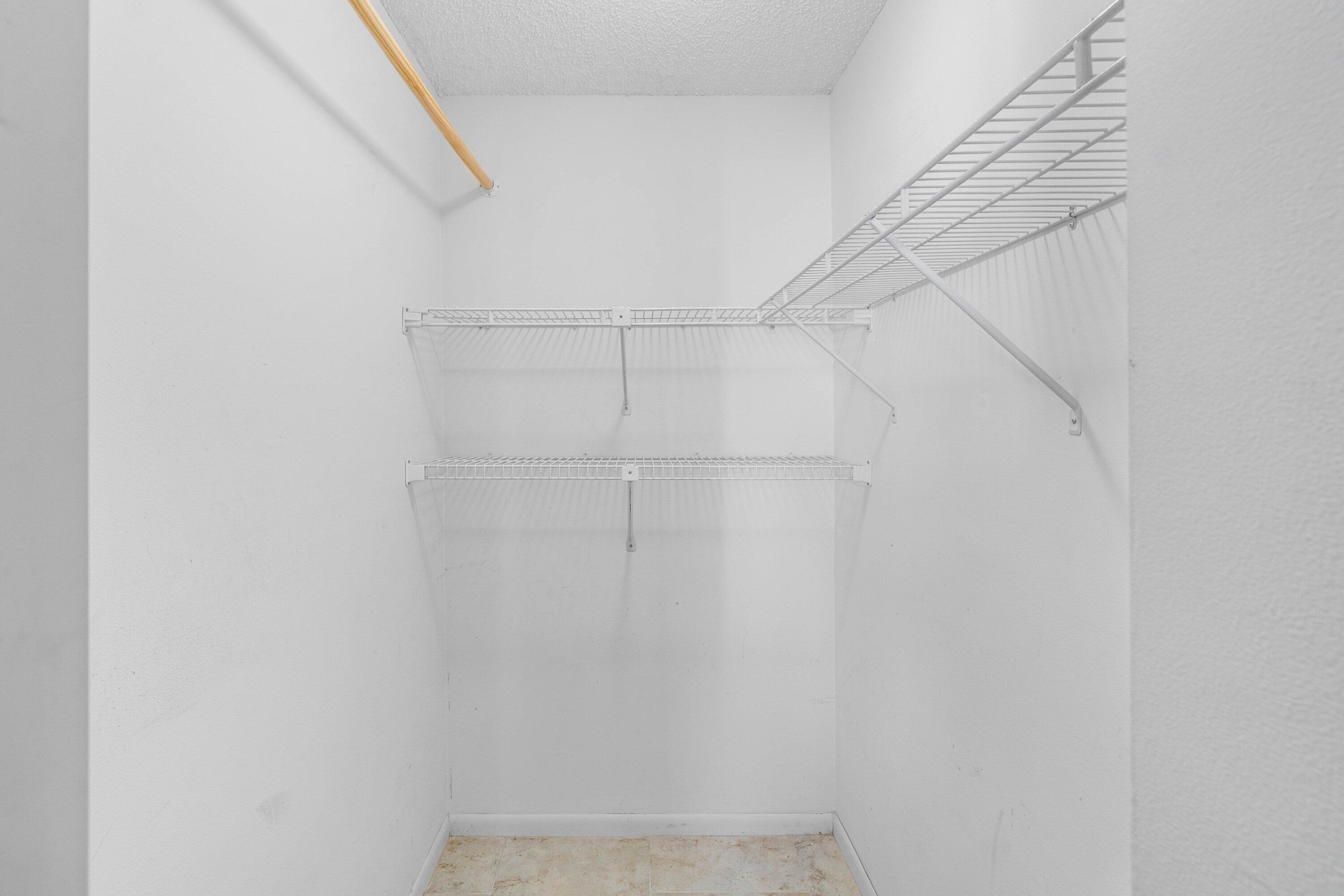 PINE RIDGE III - Residential