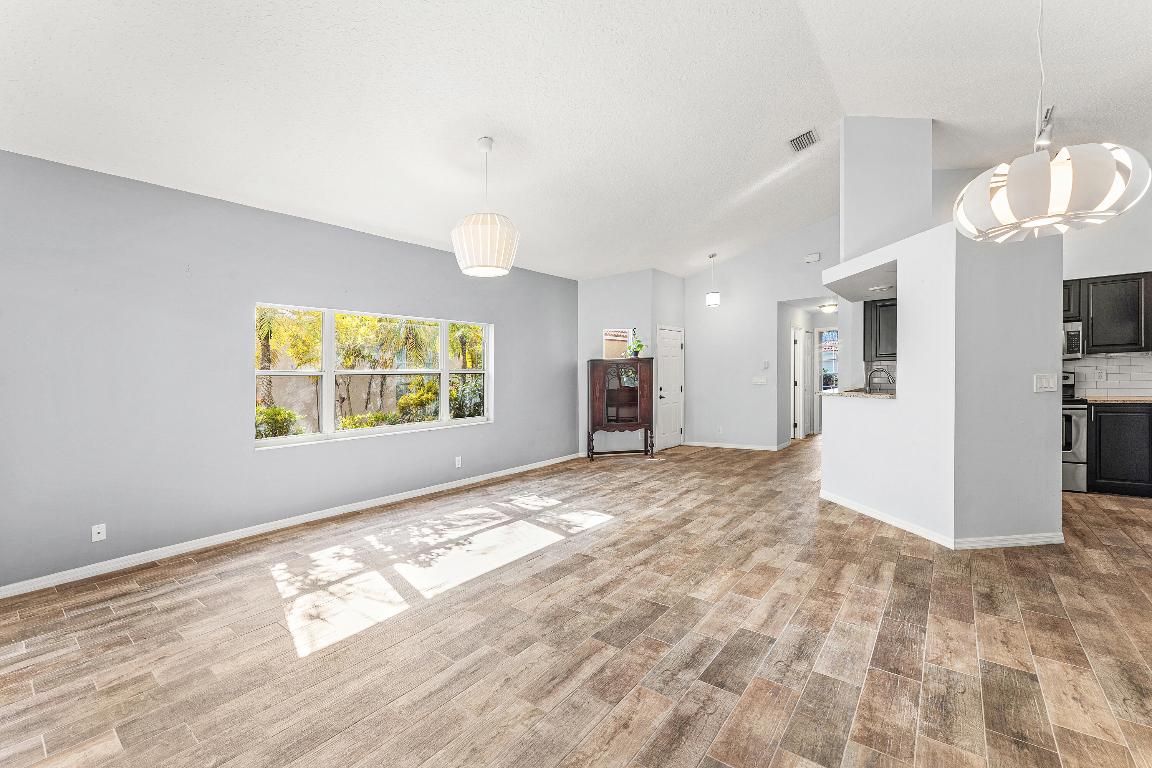 WOODBINE PAR B - Residential