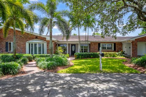 A home in Canal Point