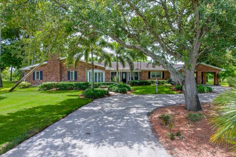 A home in Canal Point