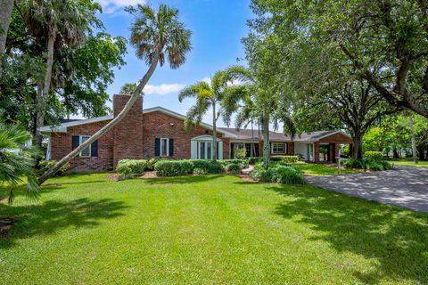 A home in Canal Point