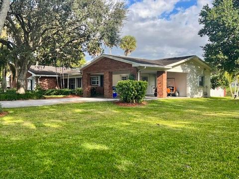 A home in Canal Point