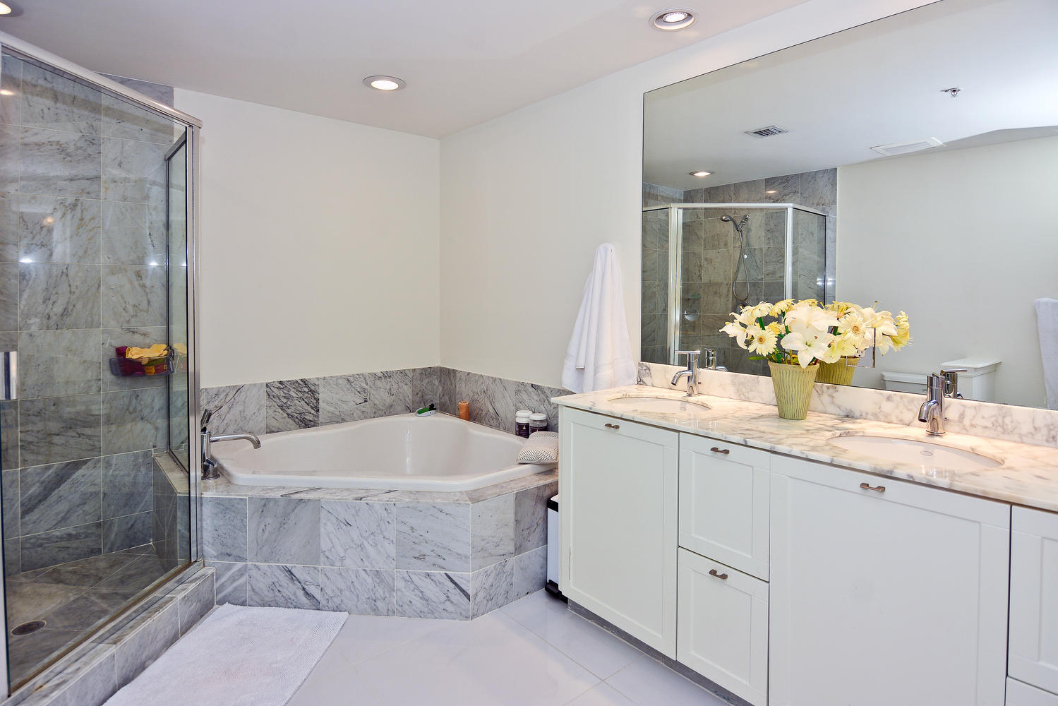 ASTOR CONDO - Residential Lease