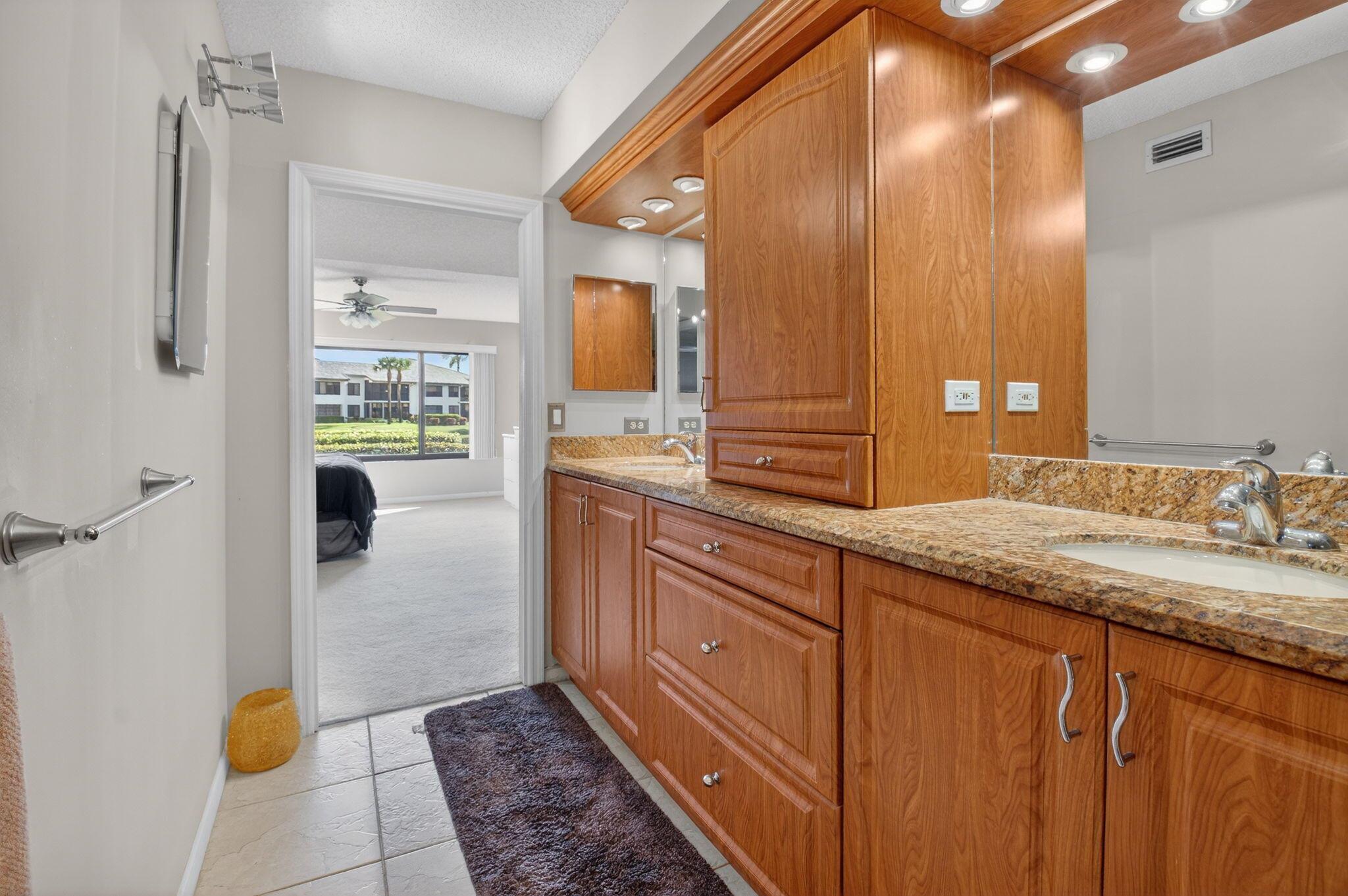 GLENEAGLES CONDO III - Residential