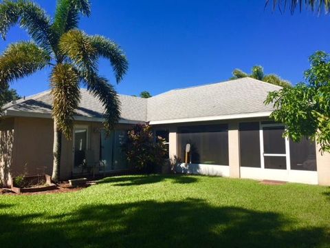 A home in Port Saint Lucie