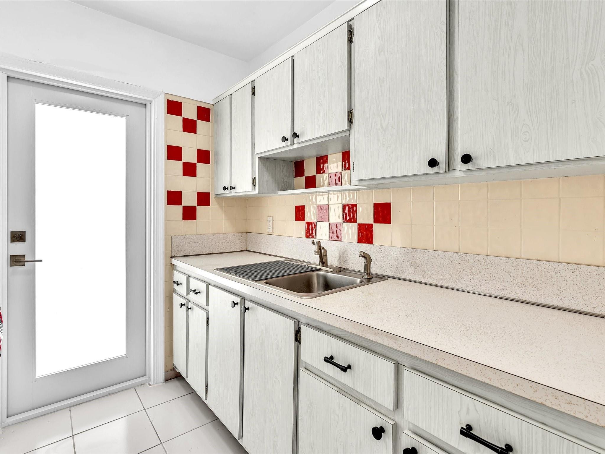 Leisureville - Residential