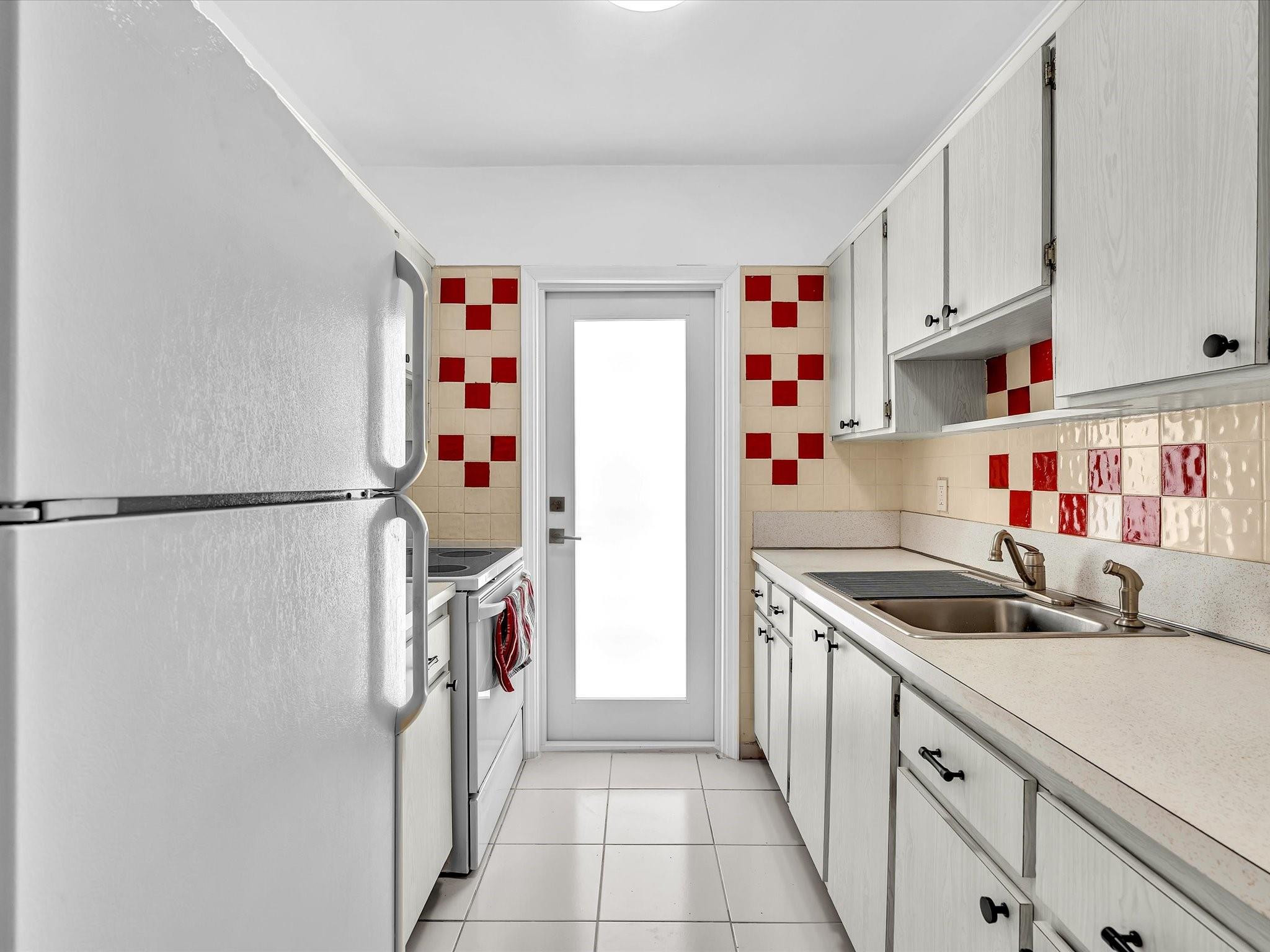 Leisureville - Residential