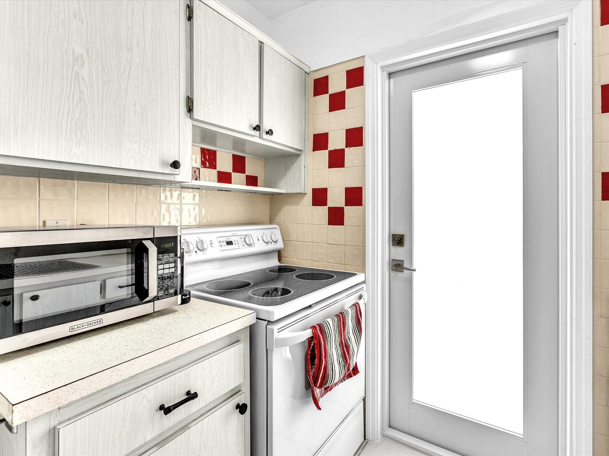 Leisureville - Residential