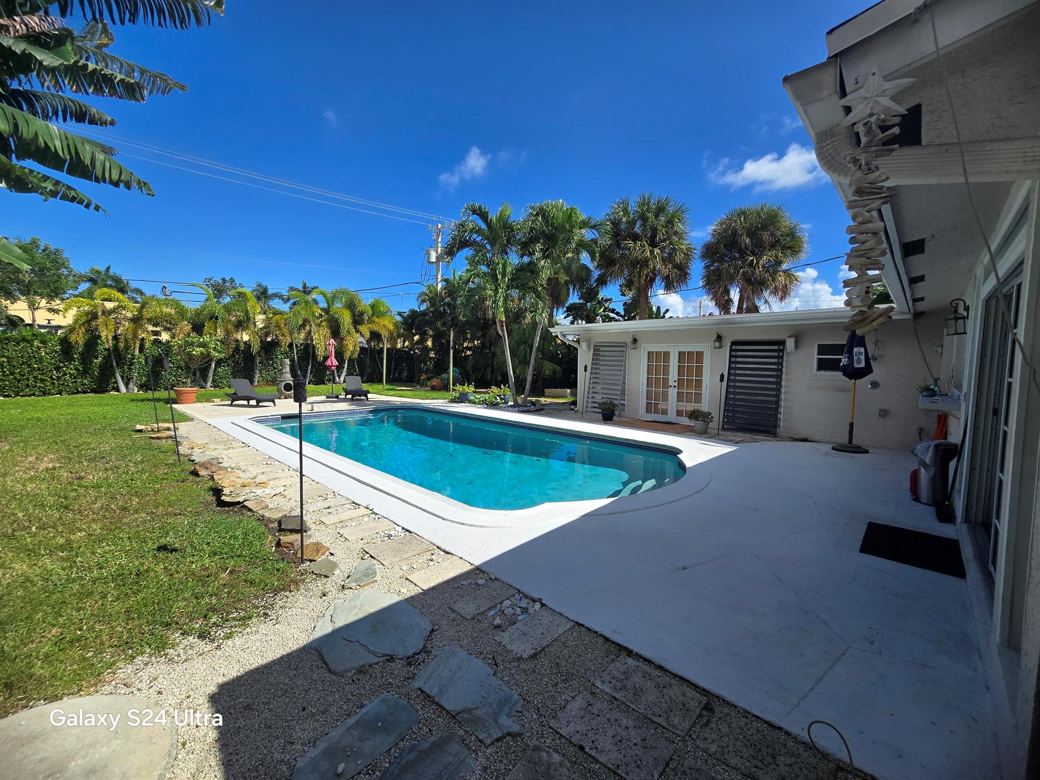 125 NW 10th Street
