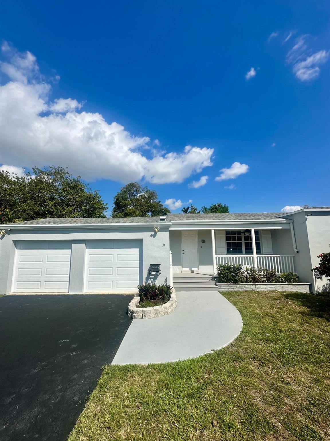 33 NW 118th Street