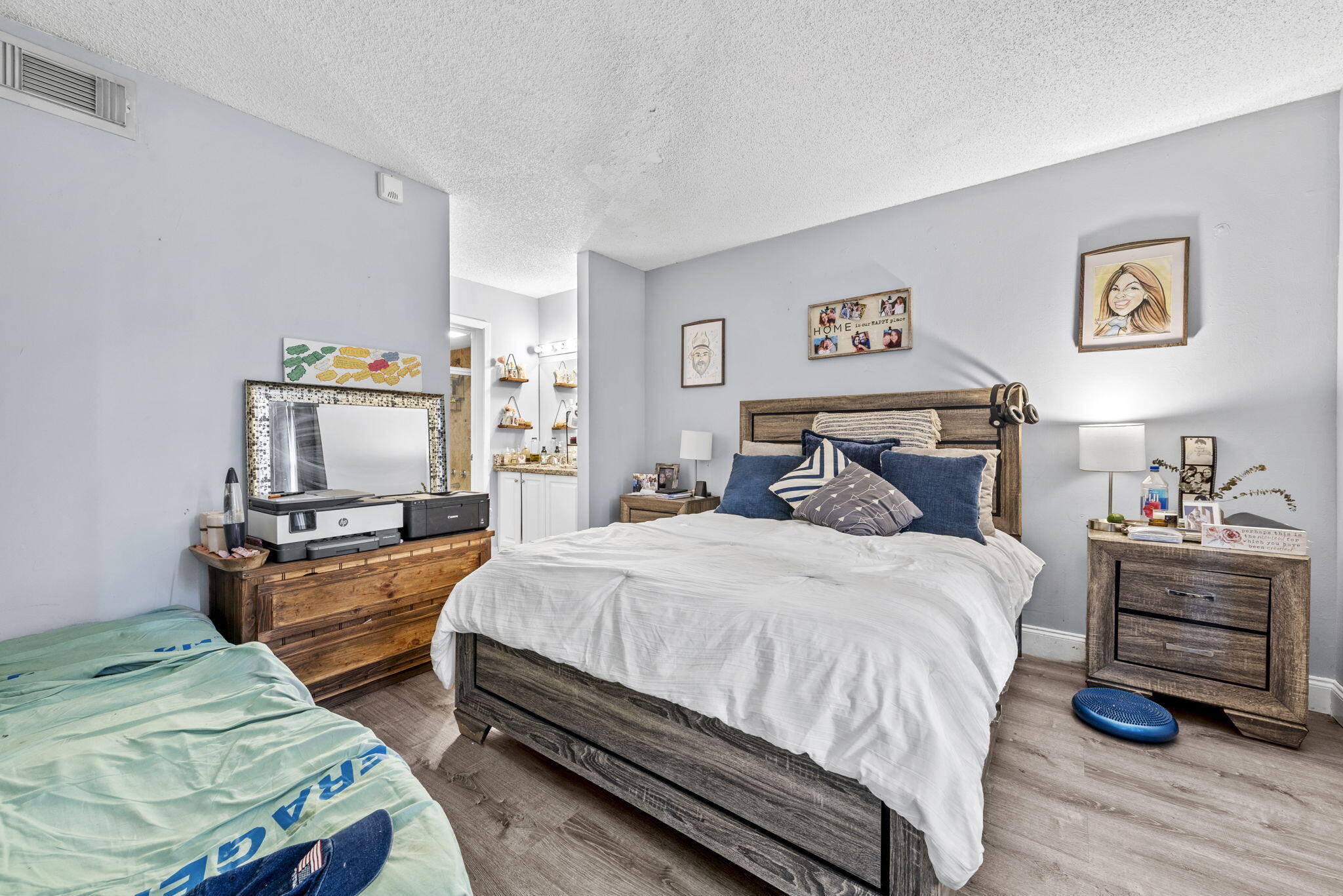 LAKES OF JACARANDA CONDO - Residential