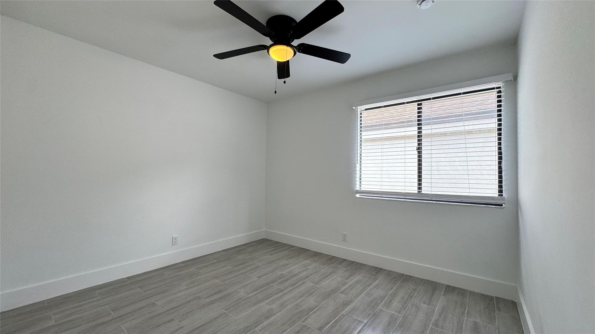 LAKEVIEW HOMES - Residential Lease