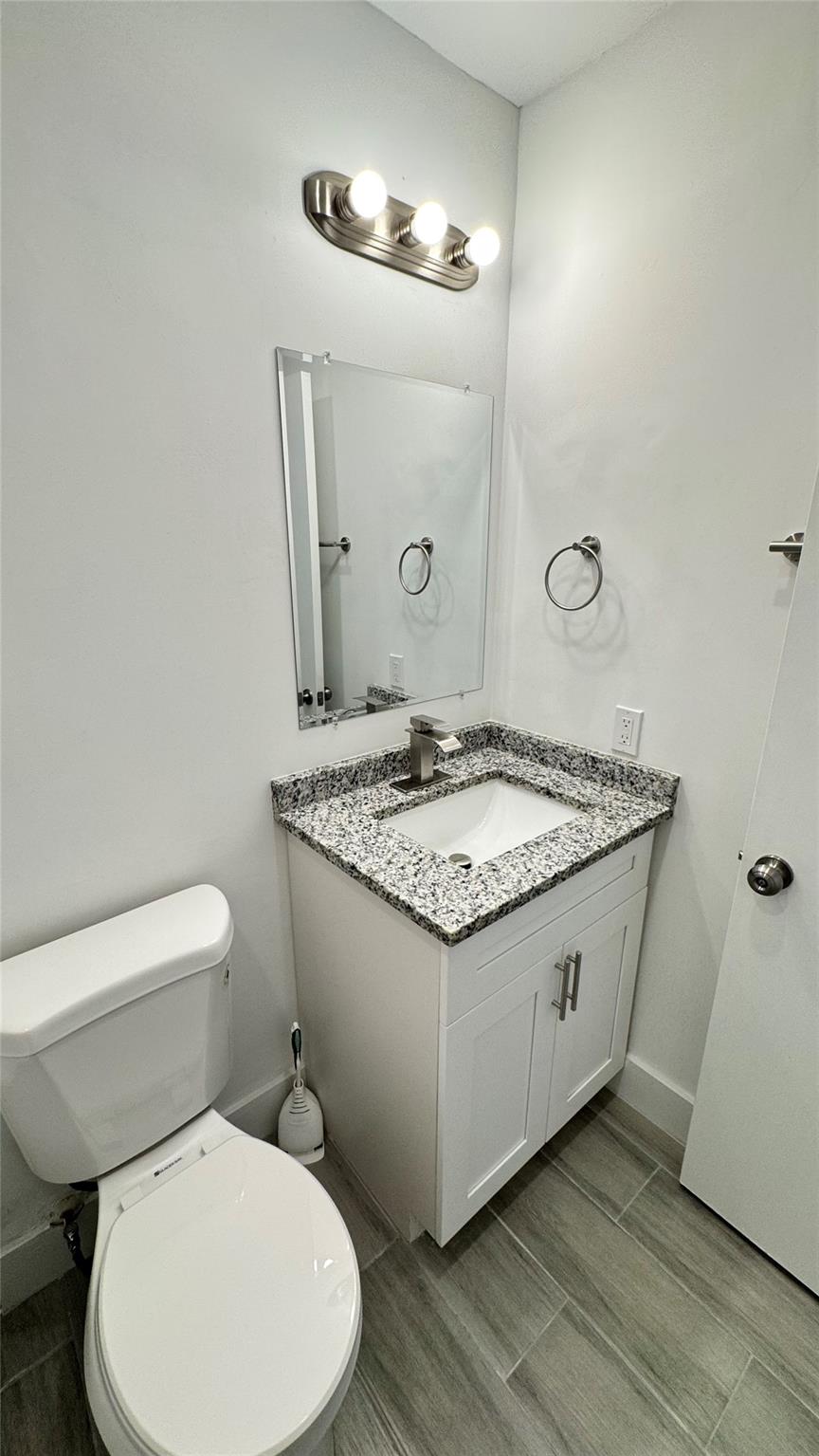 LAKEVIEW HOMES - Residential Lease